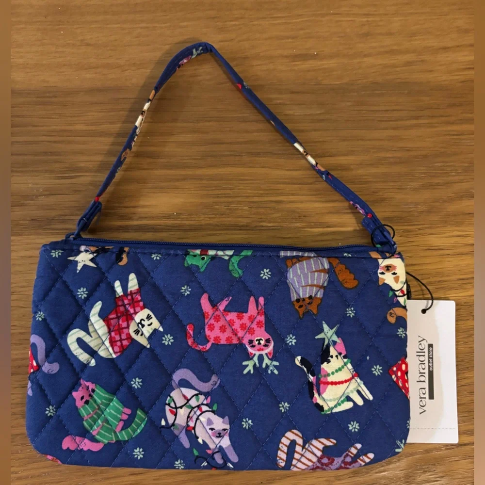 Vera Bradley Outlet Essential Holiday Cats Print Quilted Wristlet NWT